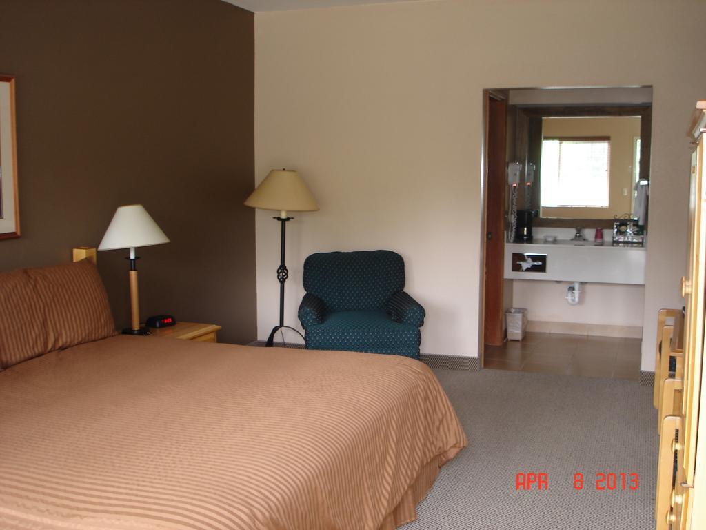 Quality Inn & Suites Silverdale Bangor-Keyport Exterior foto