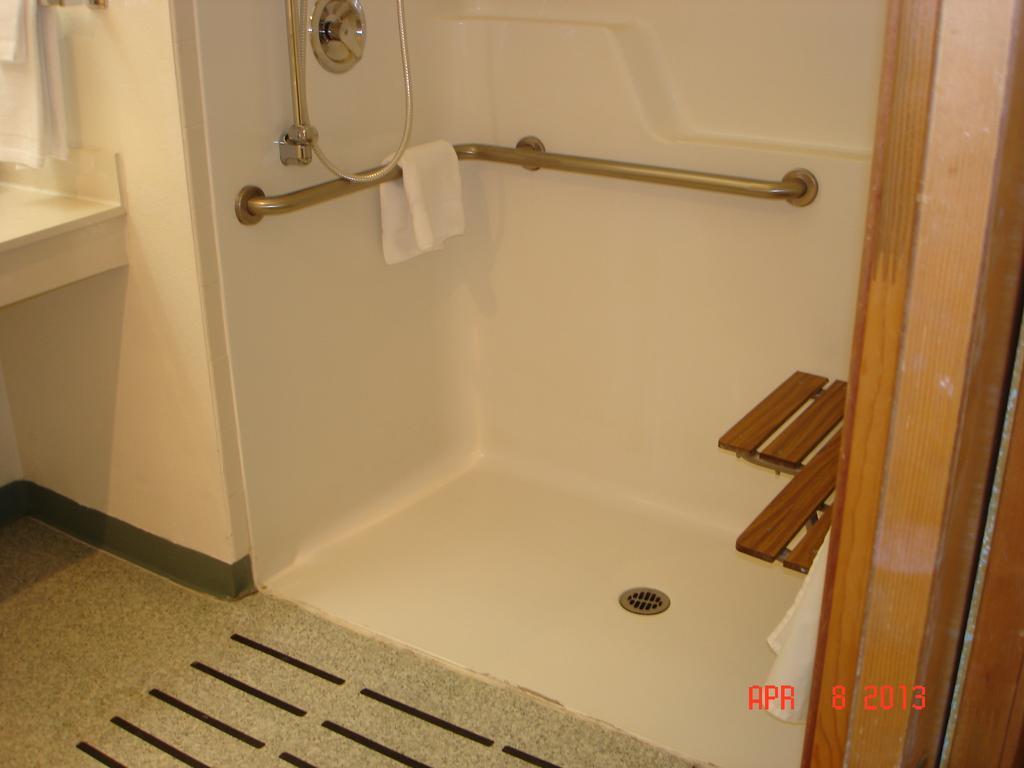 Quality Inn & Suites Silverdale Bangor-Keyport Exterior foto