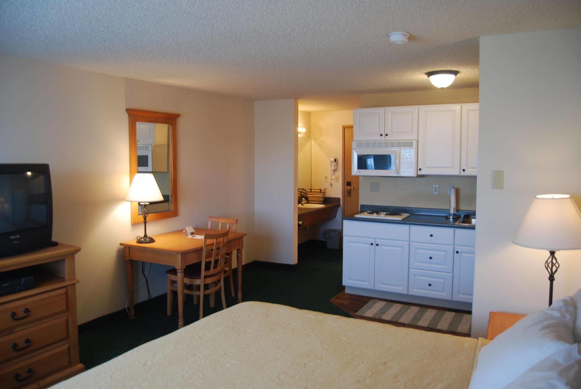 Quality Inn & Suites Silverdale Bangor-Keyport Exterior foto
